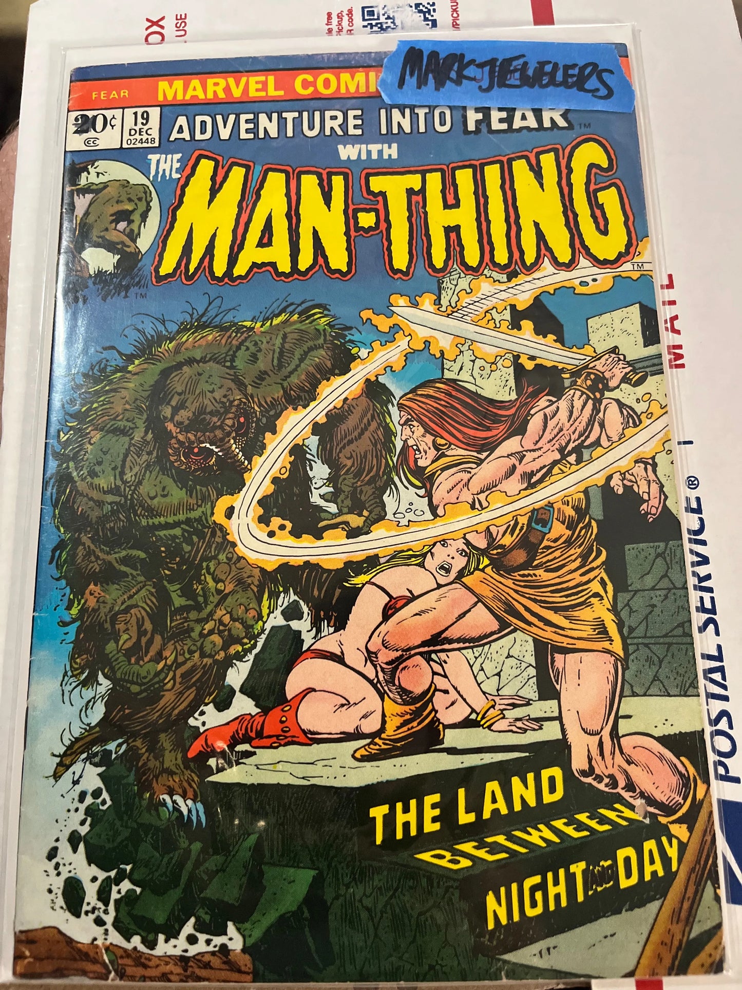 Adventure into FEAR (#19 With The Man-Thing 1st app. Howard the Duck Newsstand Edition Star-Stamped Mark Jewelers Insert HTF VG+)