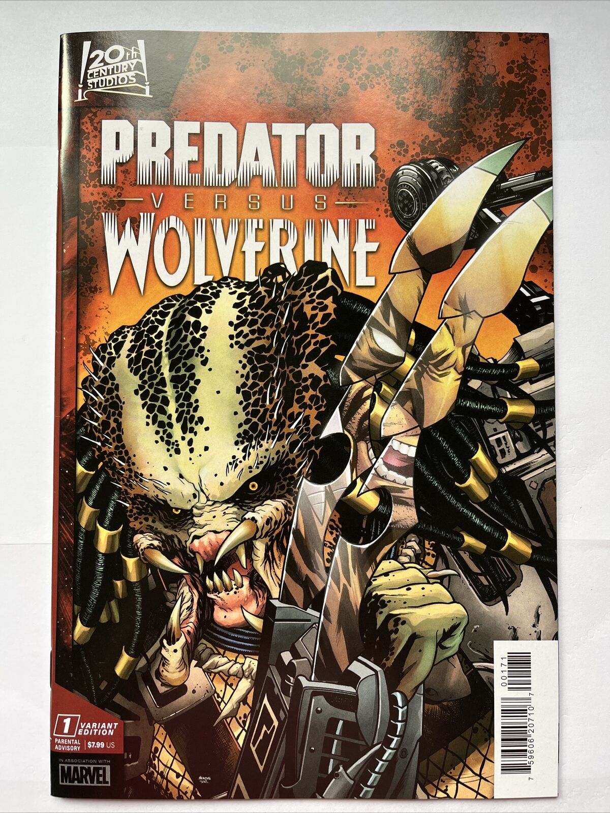 PREDATOR vs. WOLVERINE 1 McKone Connecting Homage Variant Marvel 2023 HIGH GRADE