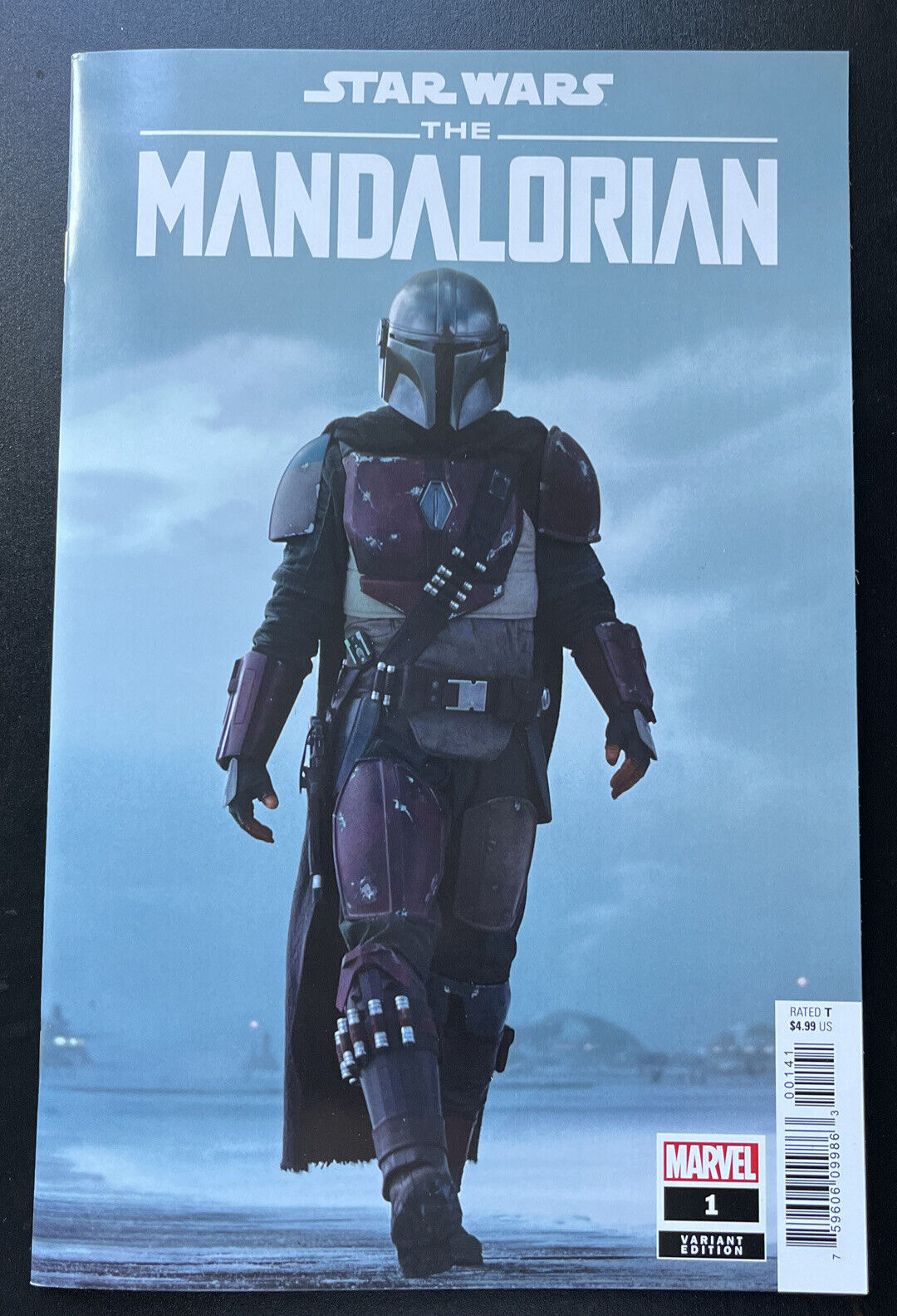 STAR WARS: Mandalorian 1 TV 1:10 Variant 1st. app Din Djarin & Grogu HIGH GRADE - aliencomics.ca