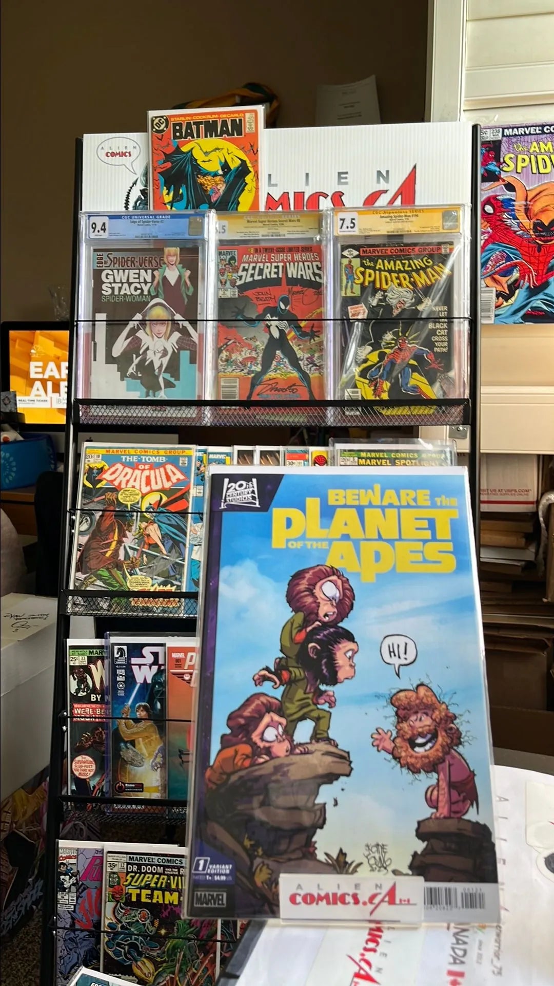 Beware of the Planet of the Apes (#1Y Skottie Young Variant NM)