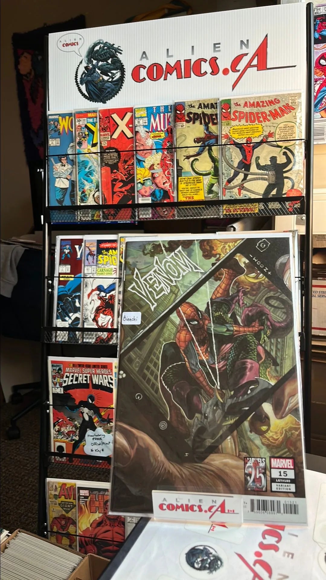 Venom (#15 LGY180 Simone Bianchi Variant NM)