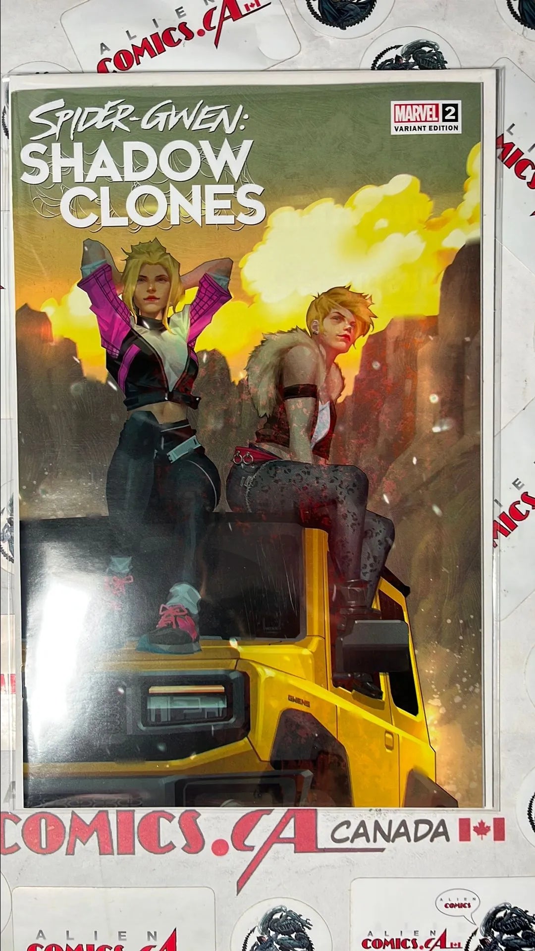 Spider-Gwen: Shadow Clones (#2 Kael Ngu Variant 616 Trade Dress Limited to 3000 copies NM)
