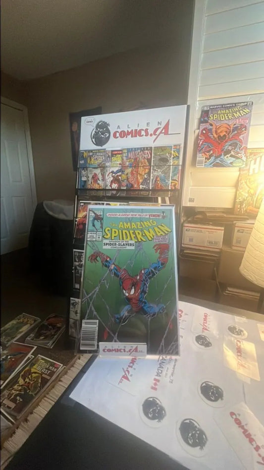 Amazing Spider-man (#373 $1.80 Australian Price Variant Invasion of the Spider Slayers Part 6 VF)