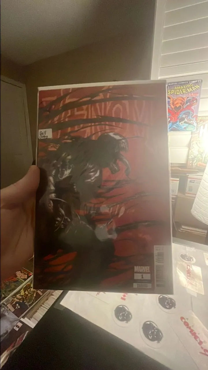 Venom (#1 Gabriele Dell'Otto Variant NM)