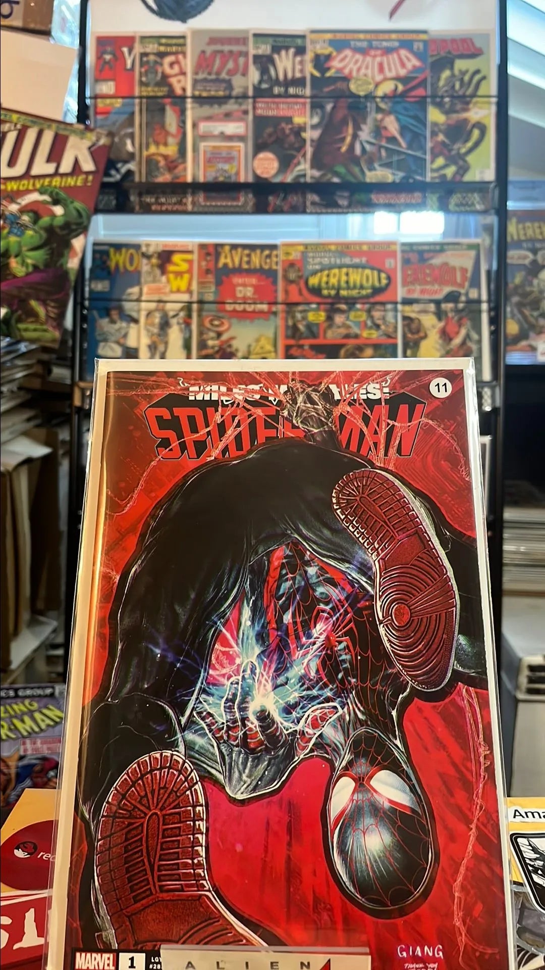 Miles Morales: Spider-Man (#1G Giang Variant NM)