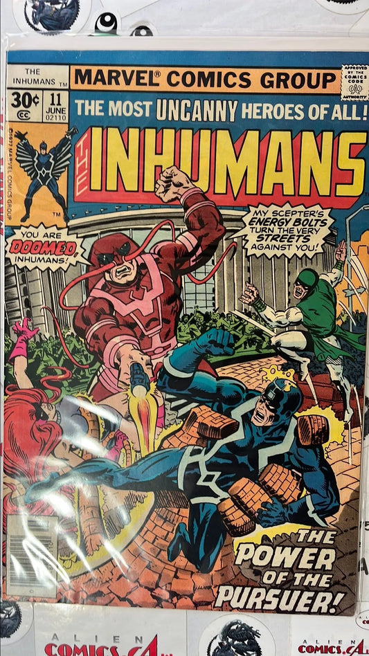 Inhumans (#11 Newsstand Edition The Power of the Pursuer! VF+)