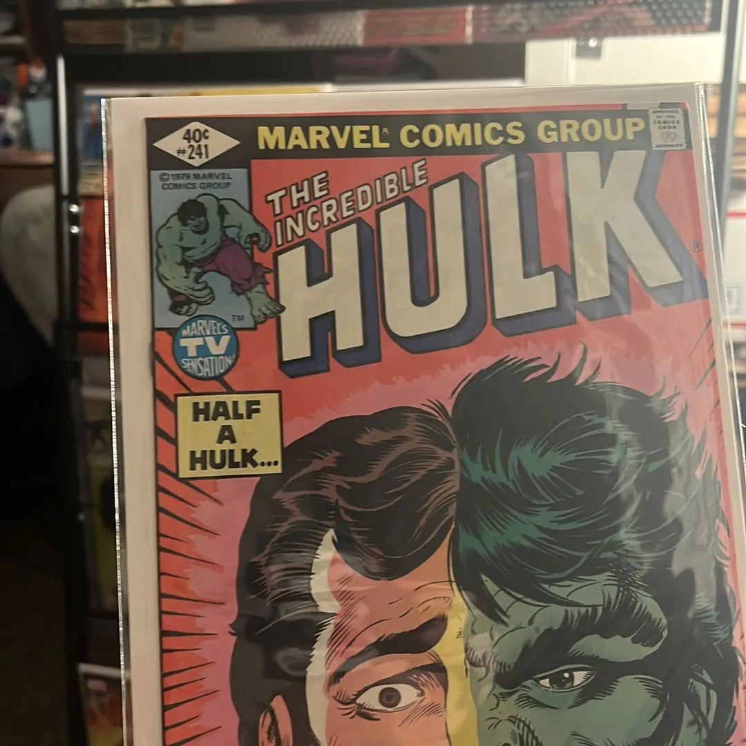 Incredible Hulk (#241 Brotherhood of They app. Cameo Nova and Fantastic Four app. Direct Edition NM)