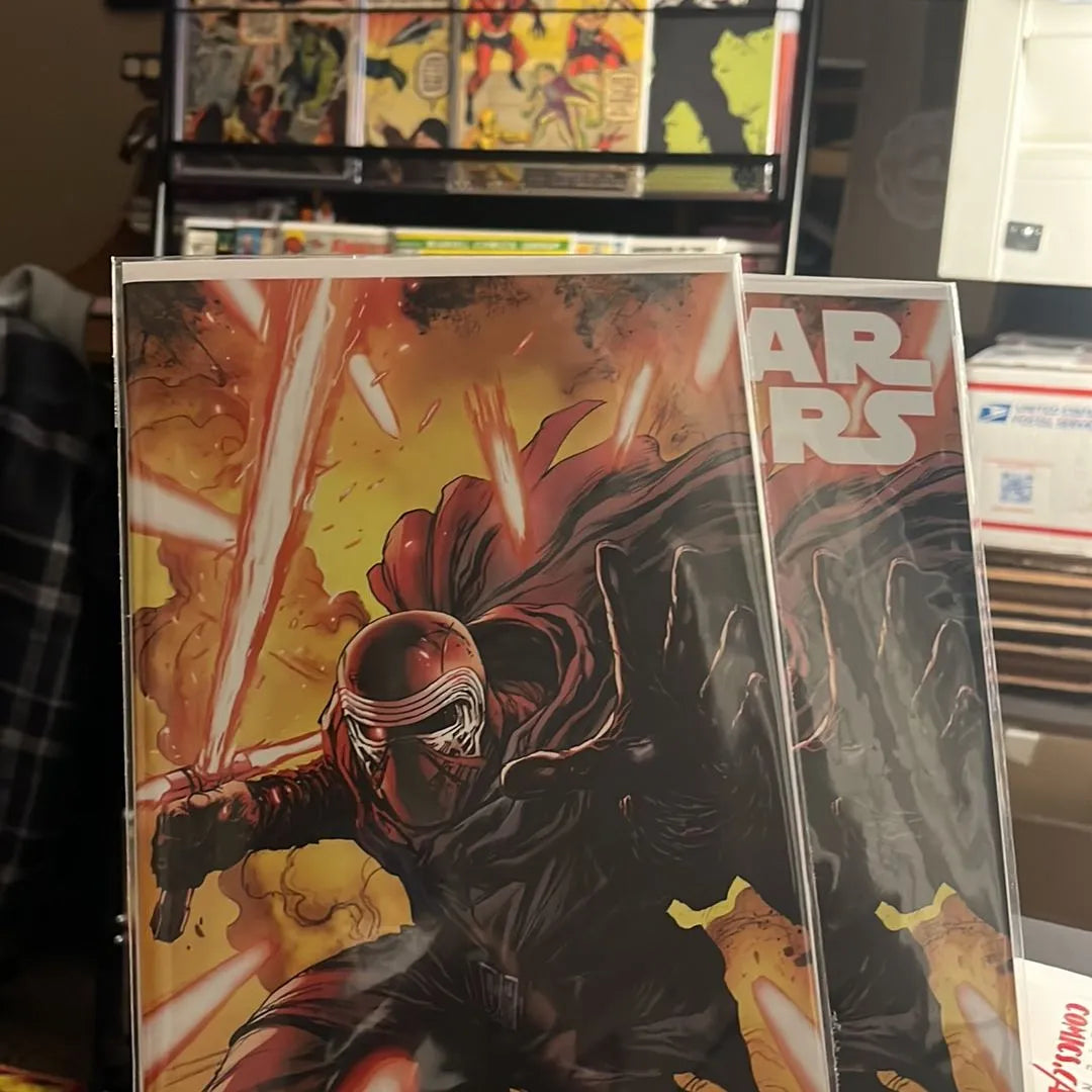 Star Wars (#25 Tyler Kirkham Trade Dress and Virgin Variant Kylo Ren Variant Set 2-Book Lot NM)