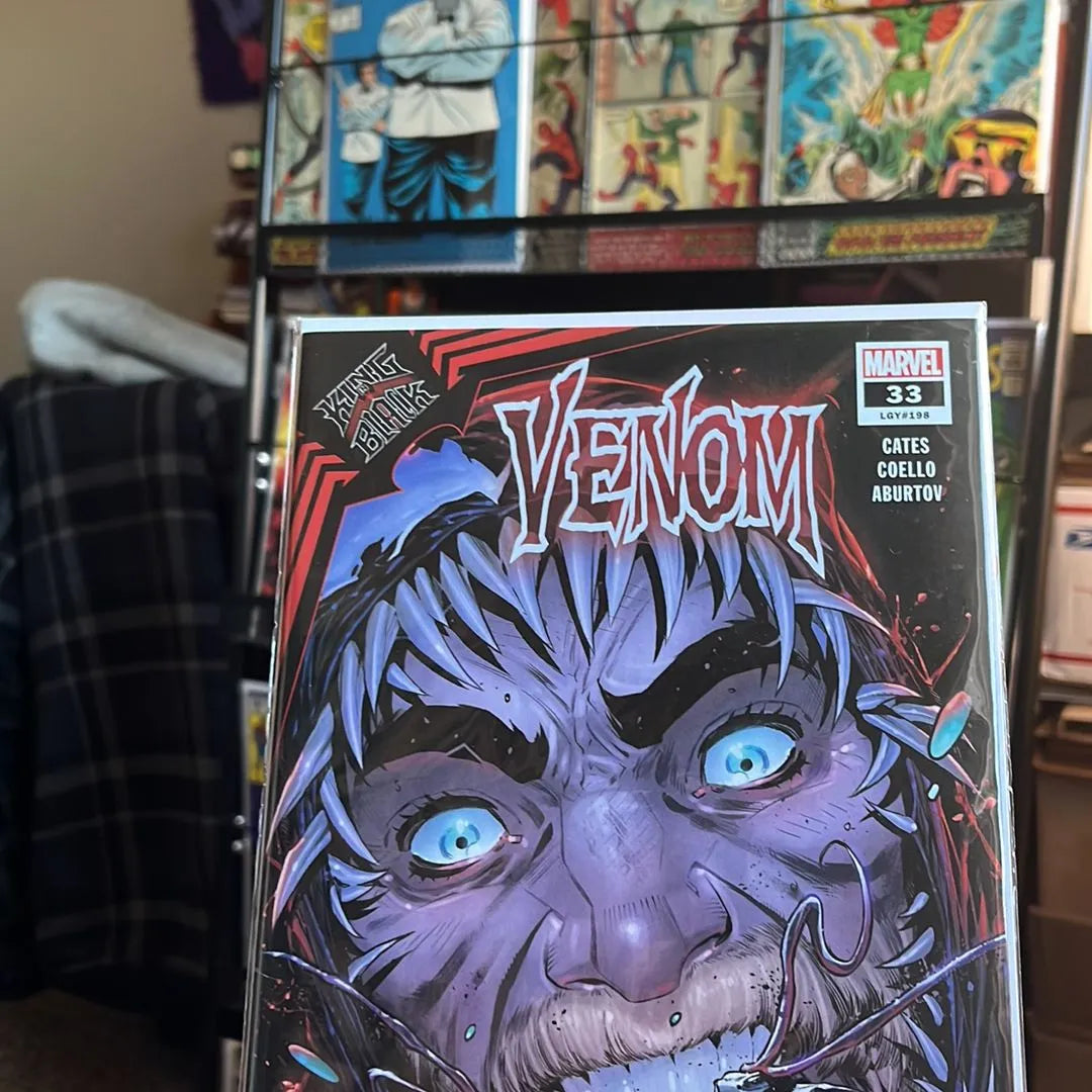Venom (#33 LGY198 Iban Coello and Jesus Aburtov Cover Art NM)