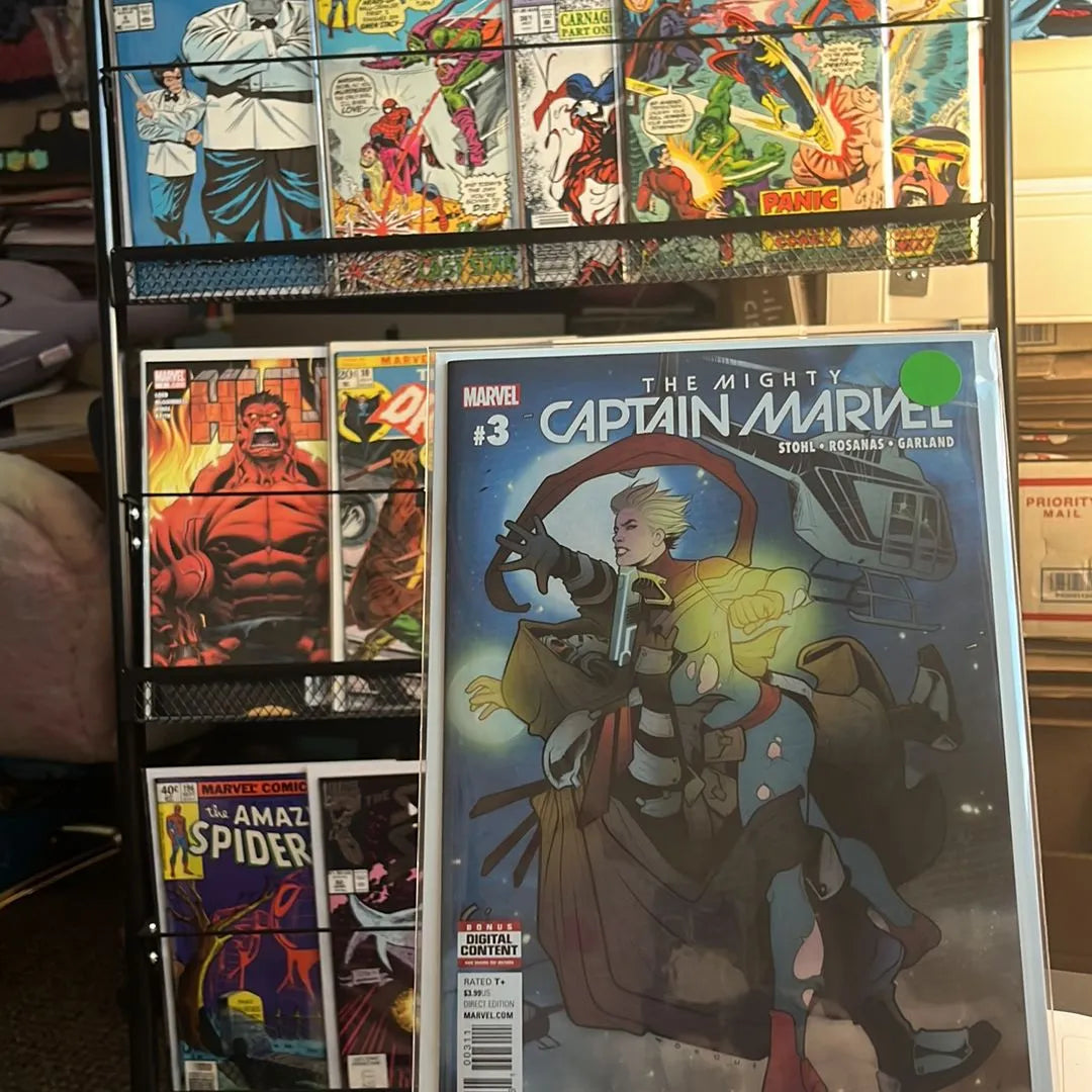 Mighty Captain Marvel (#3 NM)