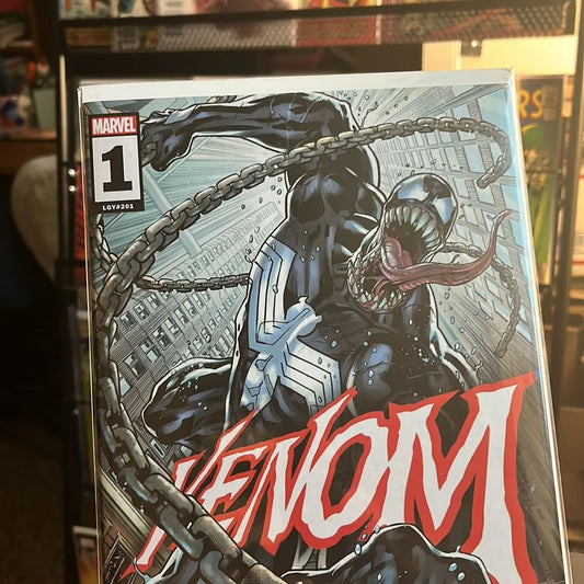 Venom (#1 LGY201 Bryan Hitch Variant NM)