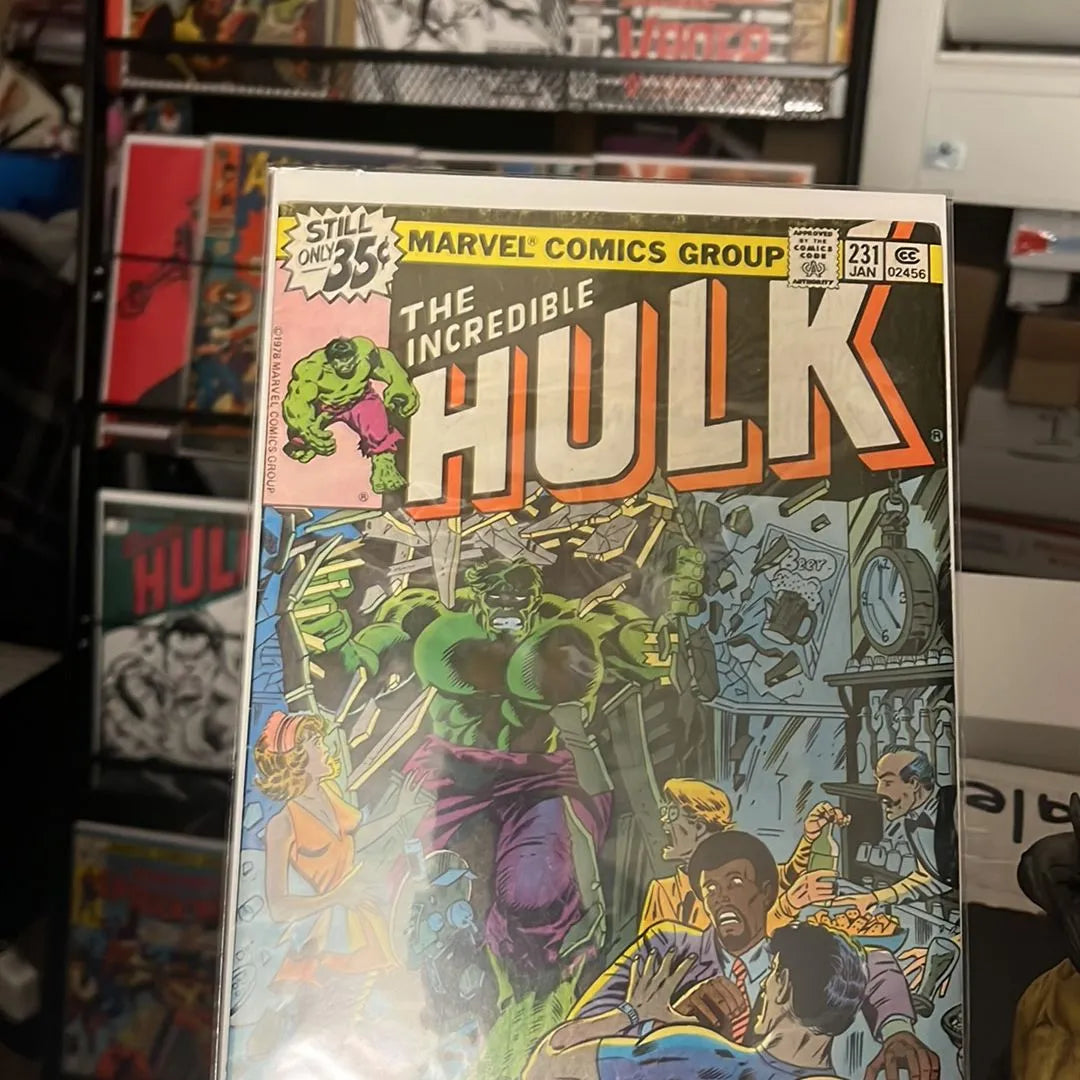 Incredible Hulk (#231 1st app Fred Sloan and Cameo app. Clay Quartermain VG)(Incredible Hulk (#231 1st app Fred Sloan and Cameo app. Clay Quartermain VG))