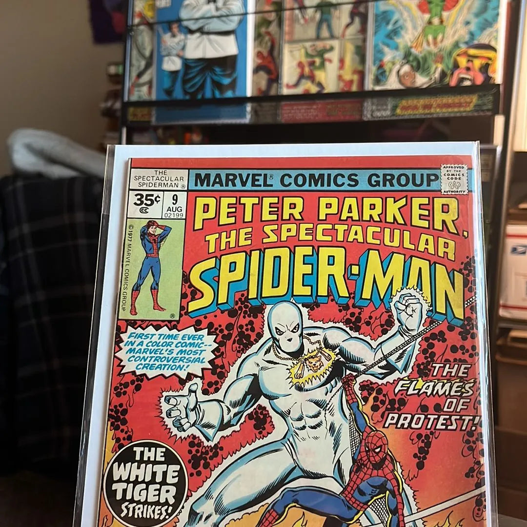 Peter Parker: The Spectacular Spider-man (#9 35¢ price variant White Tiger app. HTF VG)