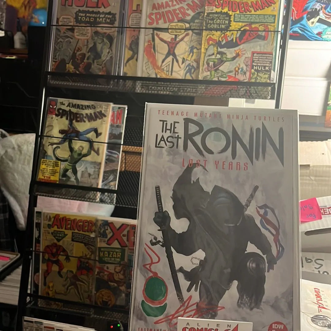 Teenage Mutant Ninja Turtles: Last Ronin Lost Years (#1 Signed and Raphael Remarque by Aaron Bartling w/COA Signed w/Remarque NM)