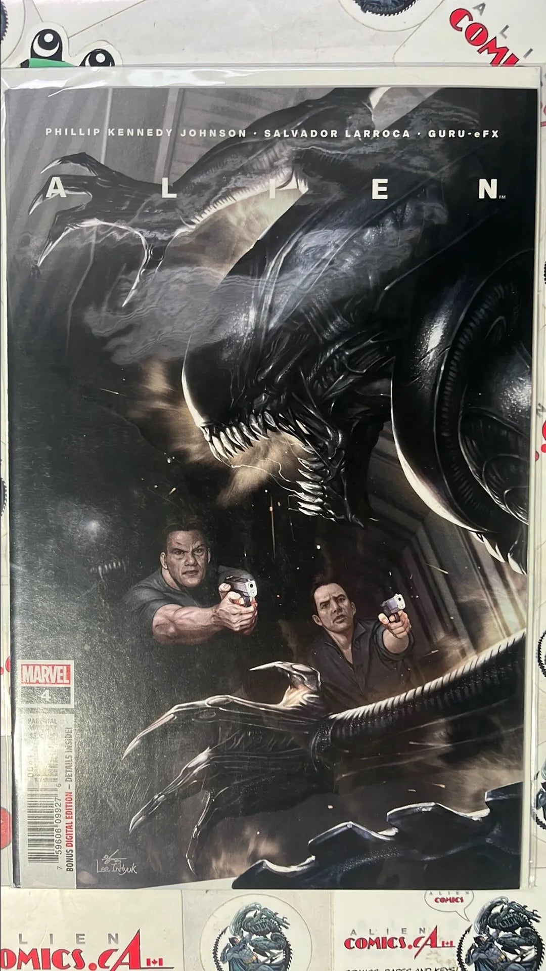 ALIEN (#4 Marvel 2021 Inhyuk Lee Cover Humans Trapped in Vent 2nd cameo app. Alpha Alien NM)