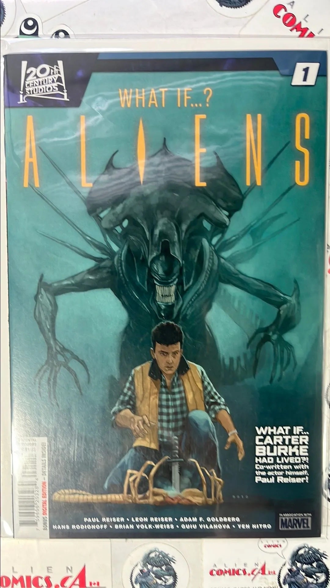 What… If: ALIENS (#1 Marvel 2020 Carter Burke Survived? Phil Noto Cover Alien Queen & Carter Burke NM)