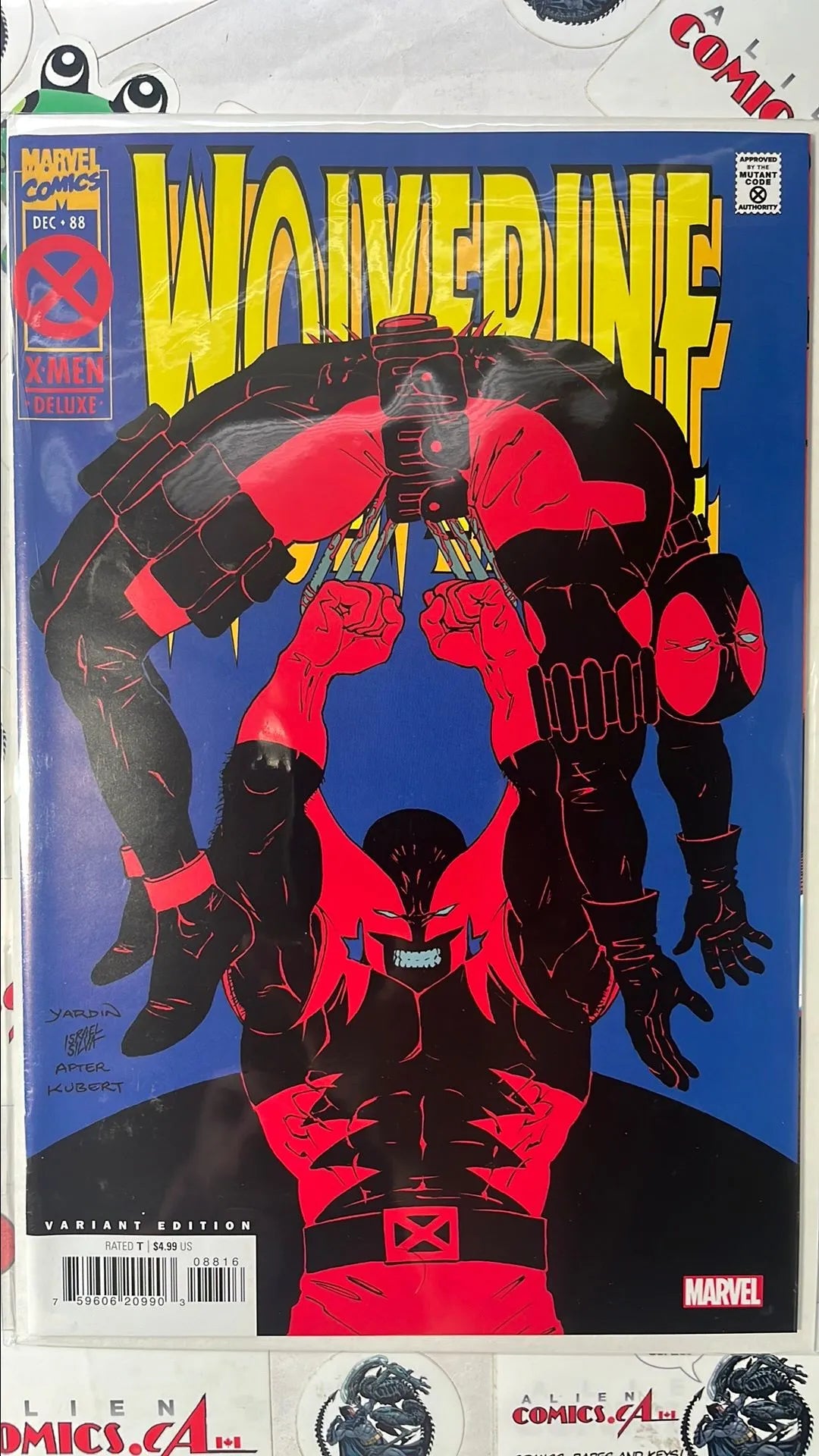Wolverine (#88 Marvel 2024 Facsimile REPRINT Edition 1:25 Wolverine Holding Up Deadpool by Claws NM)