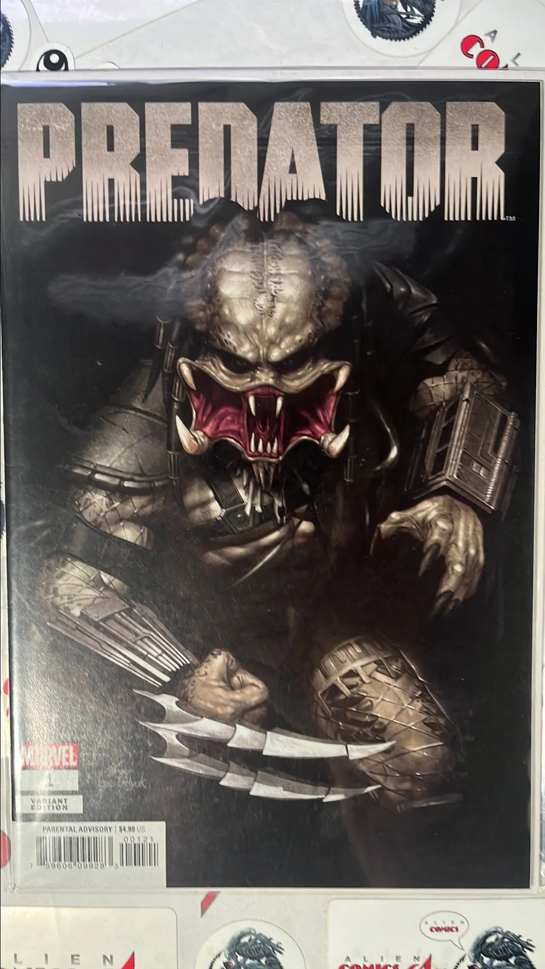 PREDATOR (#1L Marvel 2022 InHyuk Lee Variant Predator Attack Stance NM)
