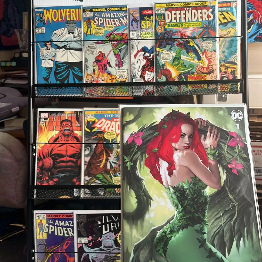 Poison Ivy (#1 Josh Burns 616 Exclusive Trade Dress Day Variant NM)