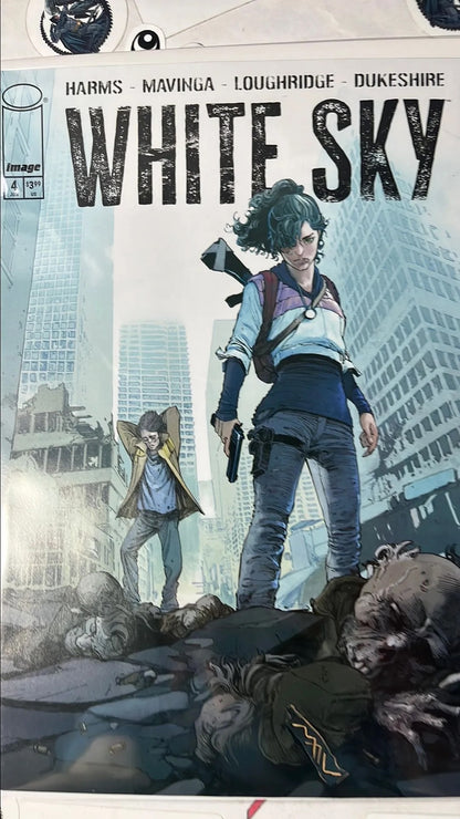 White Sky (#4 Image Comics 2026 Jean Paul Mavinga Cover A NM)