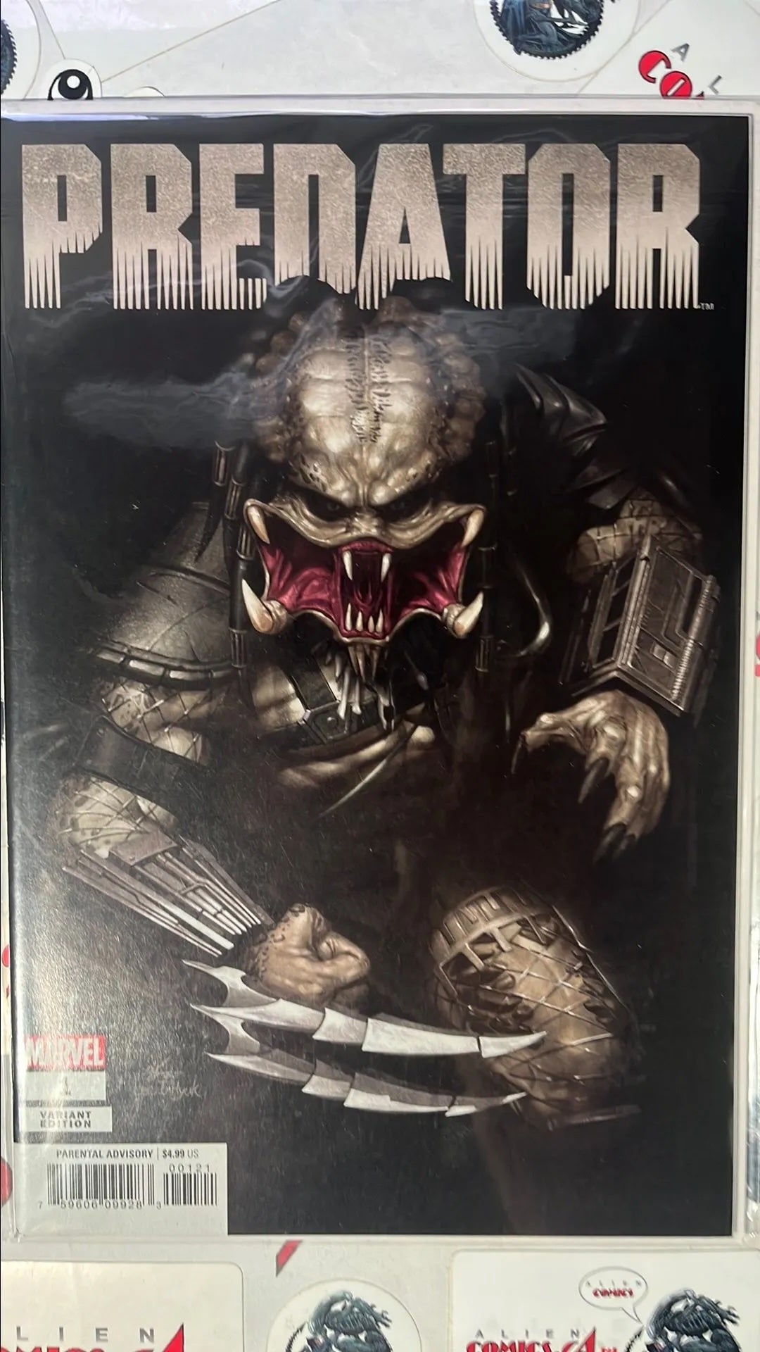 PREDATOR (#1L Marvel 2022 InHyuk Lee Variant Predator Attack Stance NM)