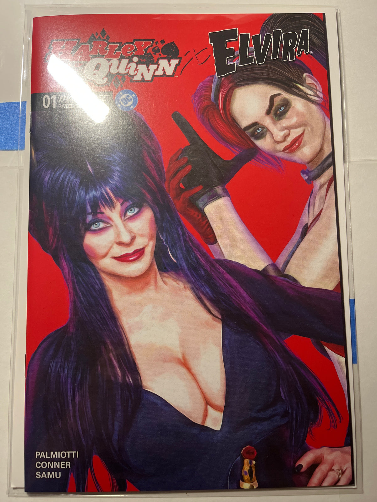 Harley Quinn x Elvira (#1B Dynamite Entertainment 2025 Mark Spears Blind Bag Variant NM)